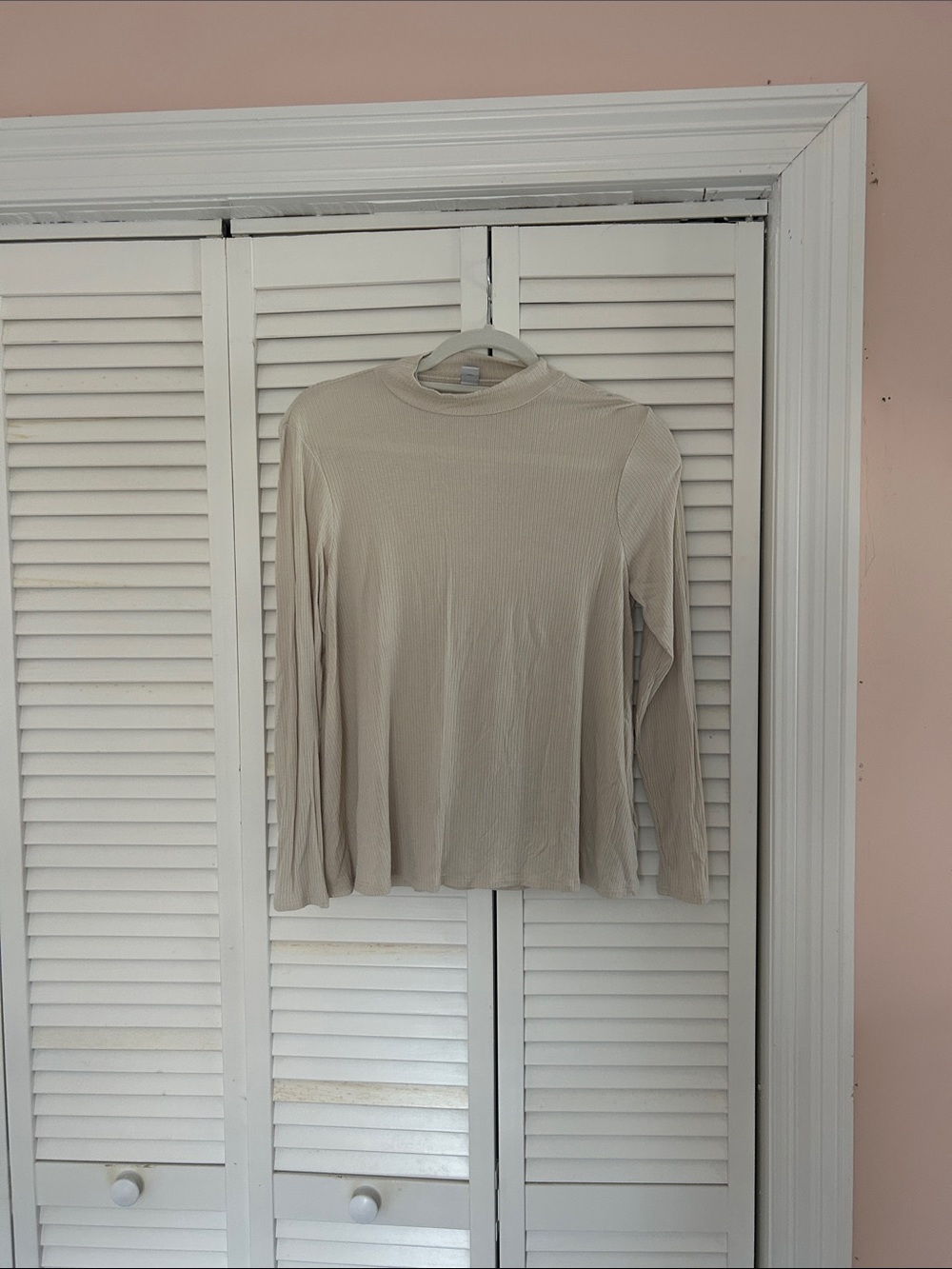 Old Navy Beige Ribbed Mock-Neck Long Sleeve Top